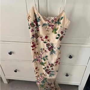SOLD! ( on another platform) : <<EVER NEW>> Dress, Size 0, Worn Once